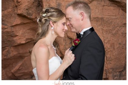 2015-02-26_0039 Bride and groom portraits at Perry Park wedding with red rocks