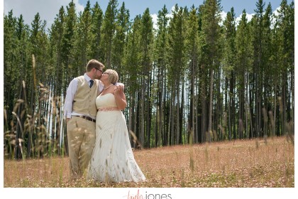 GravesBlog020 Breckenridge mountain wedding gondola ride first look