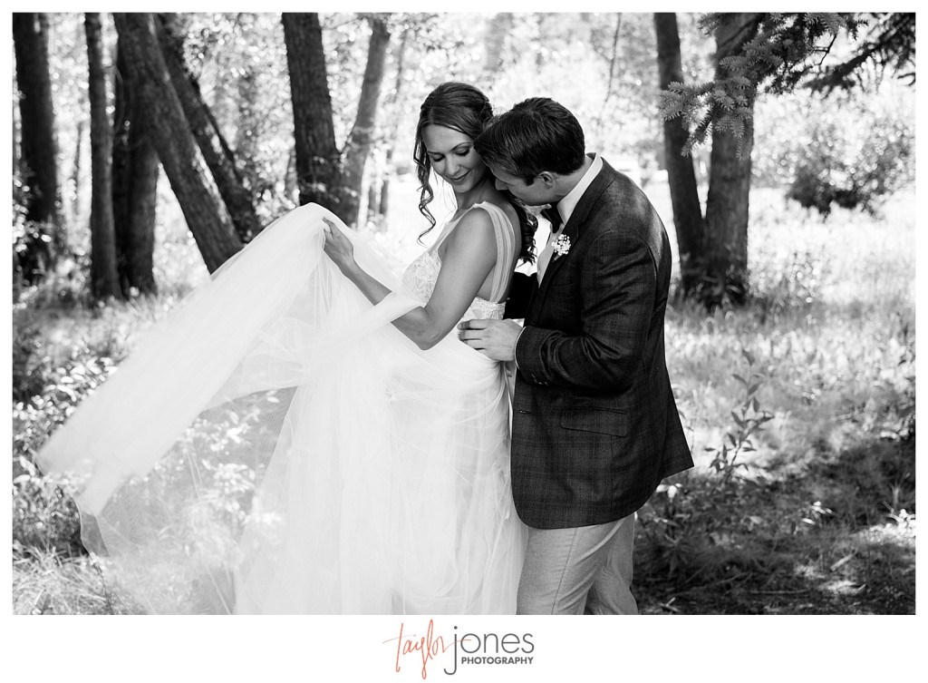Black Canyon Inn Estes Park wedding first look with bride and groom portraits