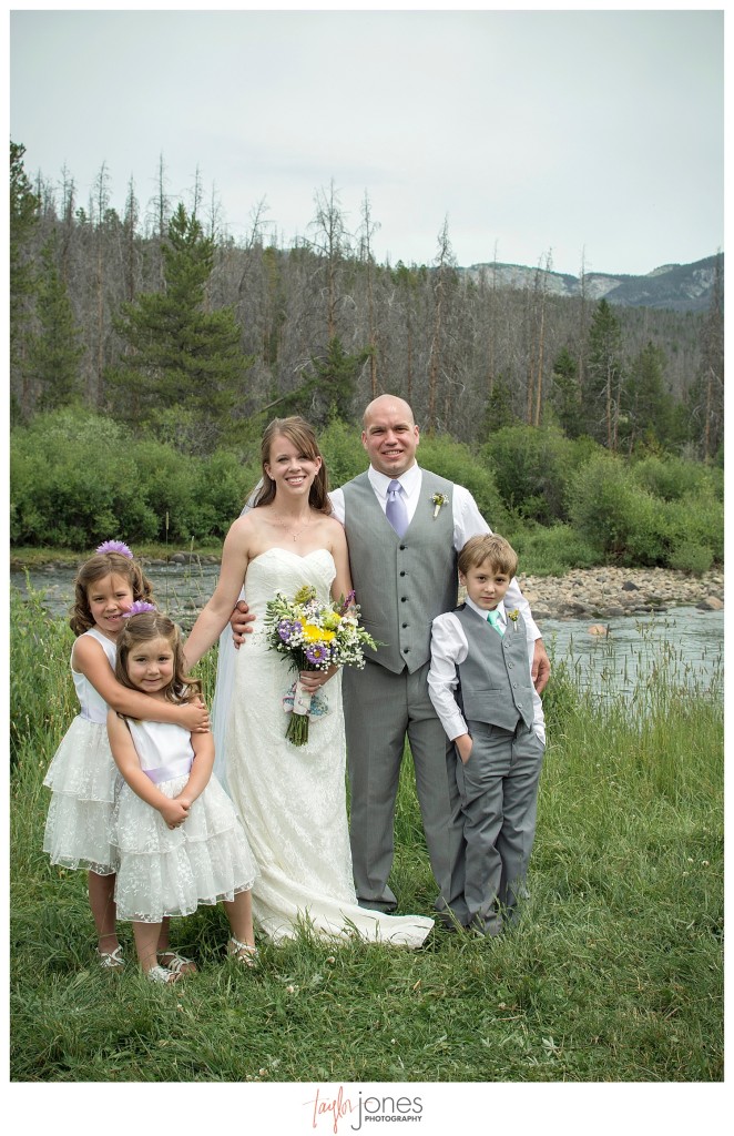 Grand Lake Colorado wedding at the Double A Barn family portraits