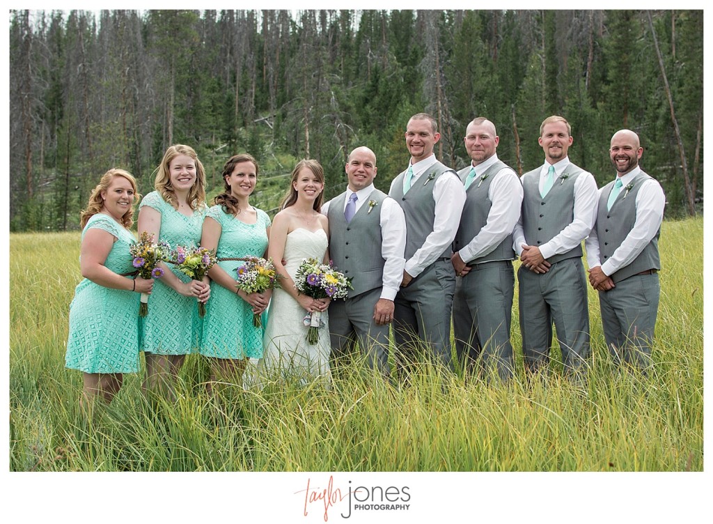 Grand Lake Colorado wedding at the Double A Barn portraits