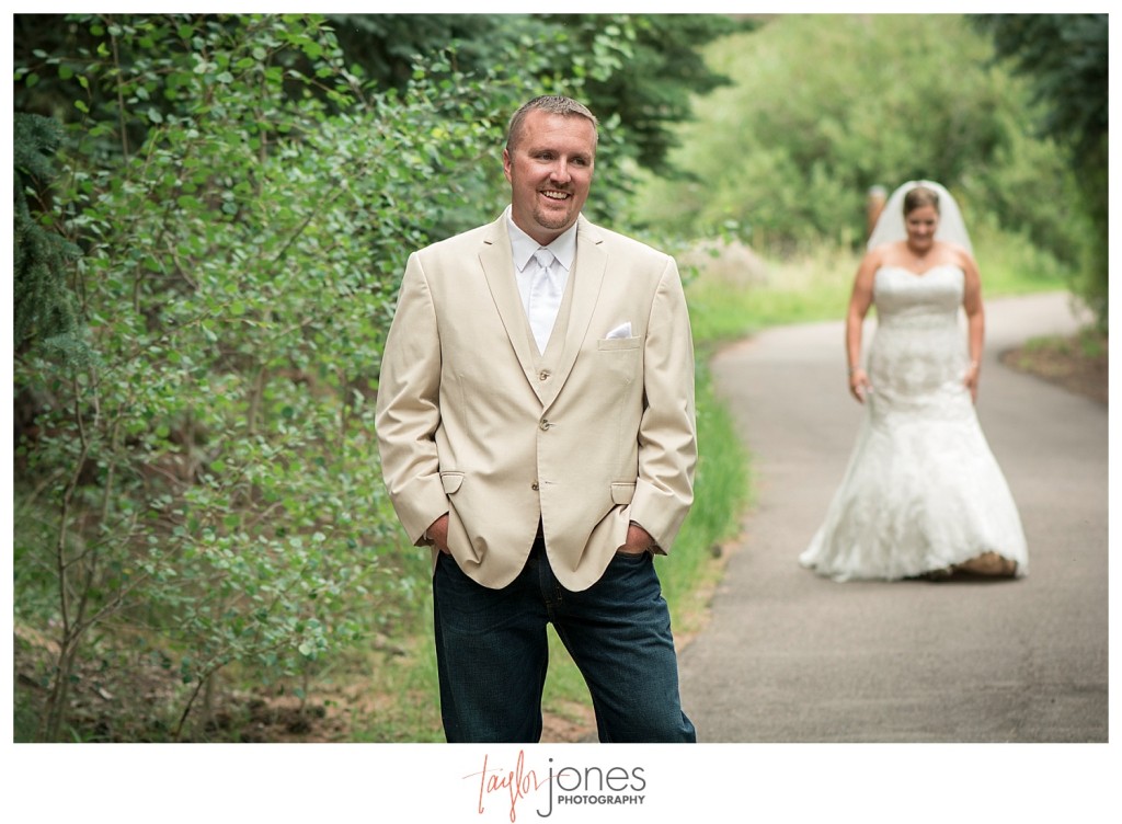 Deer Creek Valley Ranch wedding bride and groom first look portraits