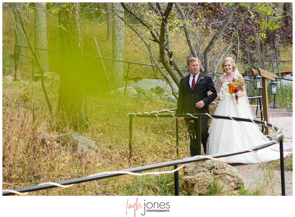Pines at Genesee fall wedding photographer ceremony