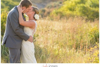 Tuck044 Parker Colorado wedding bride and groom portraits