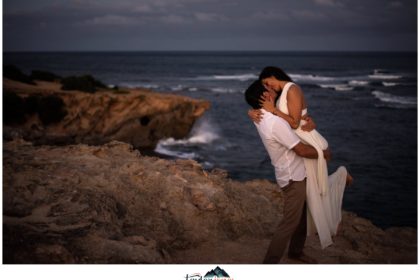 KauaiWeddingEngagementPhotographer31 Kauai wedding and engagement photographer at Shipwreck beach