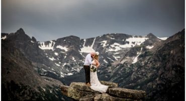 RockyMountainNationalParkElopement39 Rocky Mountain National Park Elopement bride and groom on Trail Ridge Road