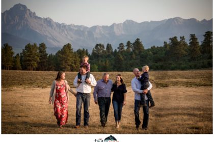 OurayColoradoFamilyPhotographer35 Ouray Colorado Family Photographer at Top of the Pines